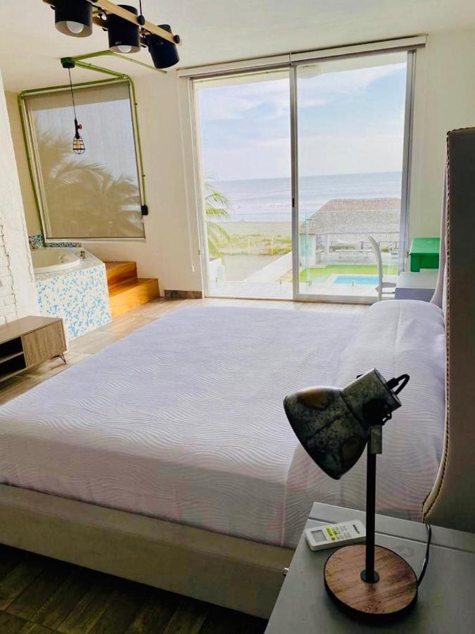 Hotel "Casa Mangata" Puerto Arista Bagian luar foto