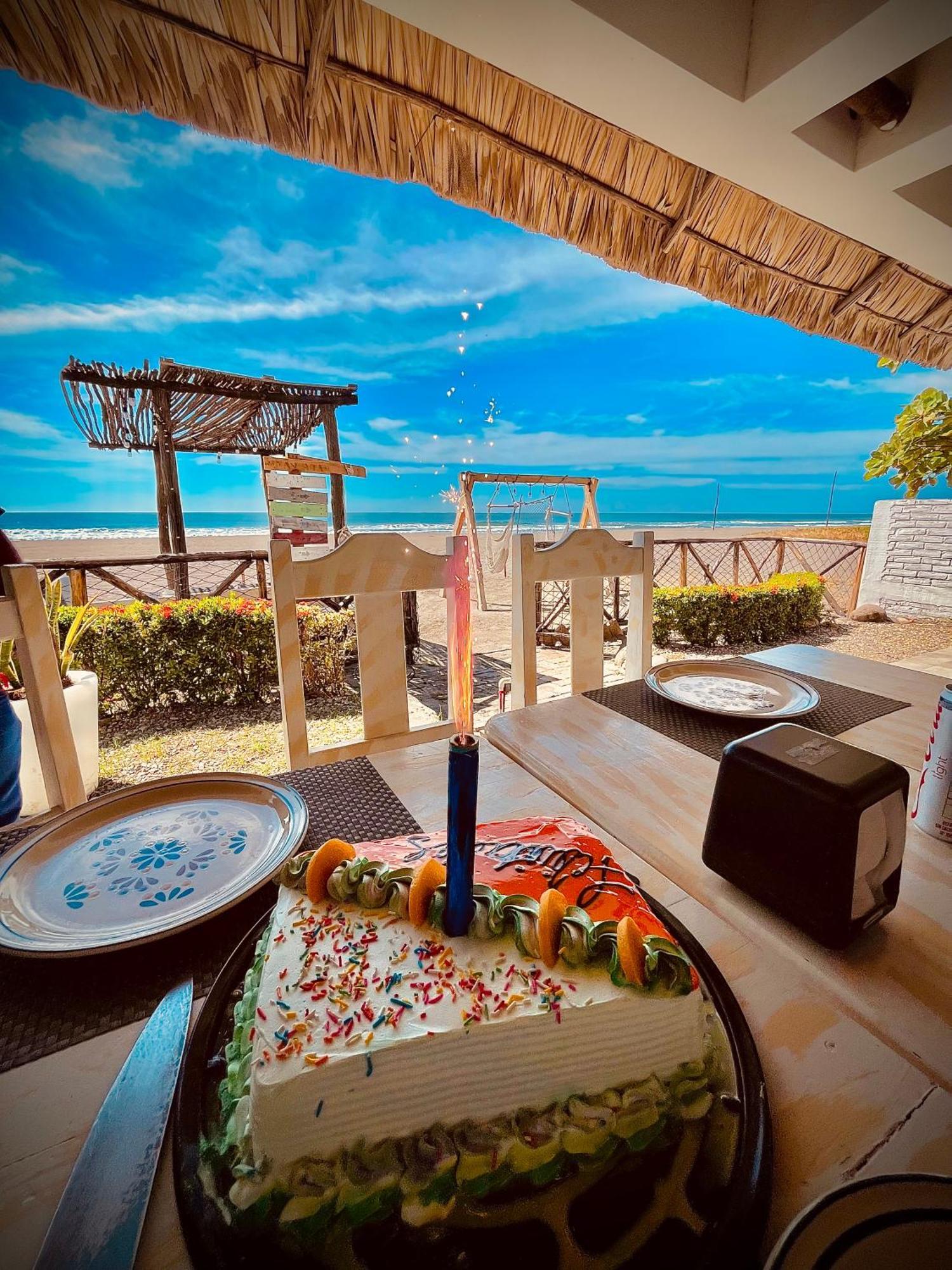 Hotel "Casa Mangata" Puerto Arista Bagian luar foto